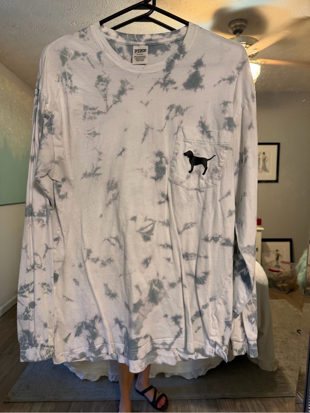 PINK Victoria's Secret White & Gray Tie-Dye Long Sleeve Pocket Tee